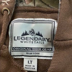 Legendary Whitetails Jackets & Coats - Legendary Whitetails pullover jacket Legendary Whitetails Jackets & Coats - Legendary Whitetails pullover jacket
